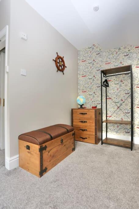 The Hot Tub Townhouse By Holiday Heim Lytham St Annes Kültér fotó